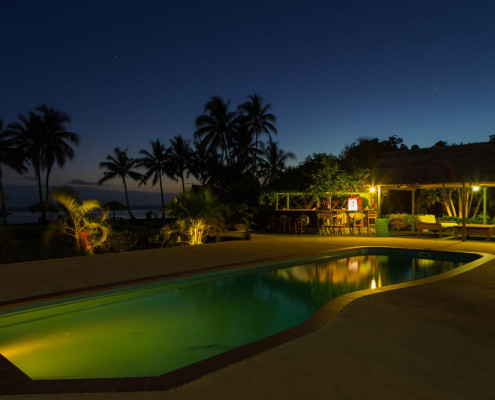 Resort Fiji Waidroka Evenings at the Pool Bar
