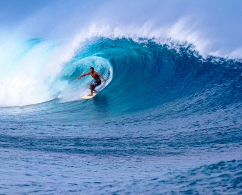 Surf Fiji Frigates Barrels